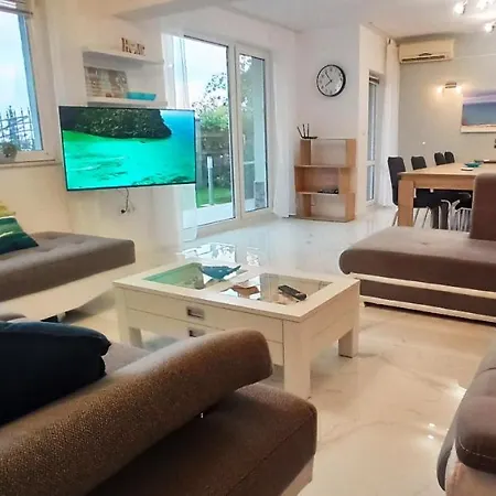 Appartement Arode Ovidius - Baltsjik